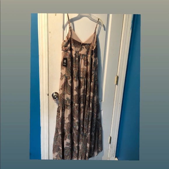 Dress - Picture 2 of 3